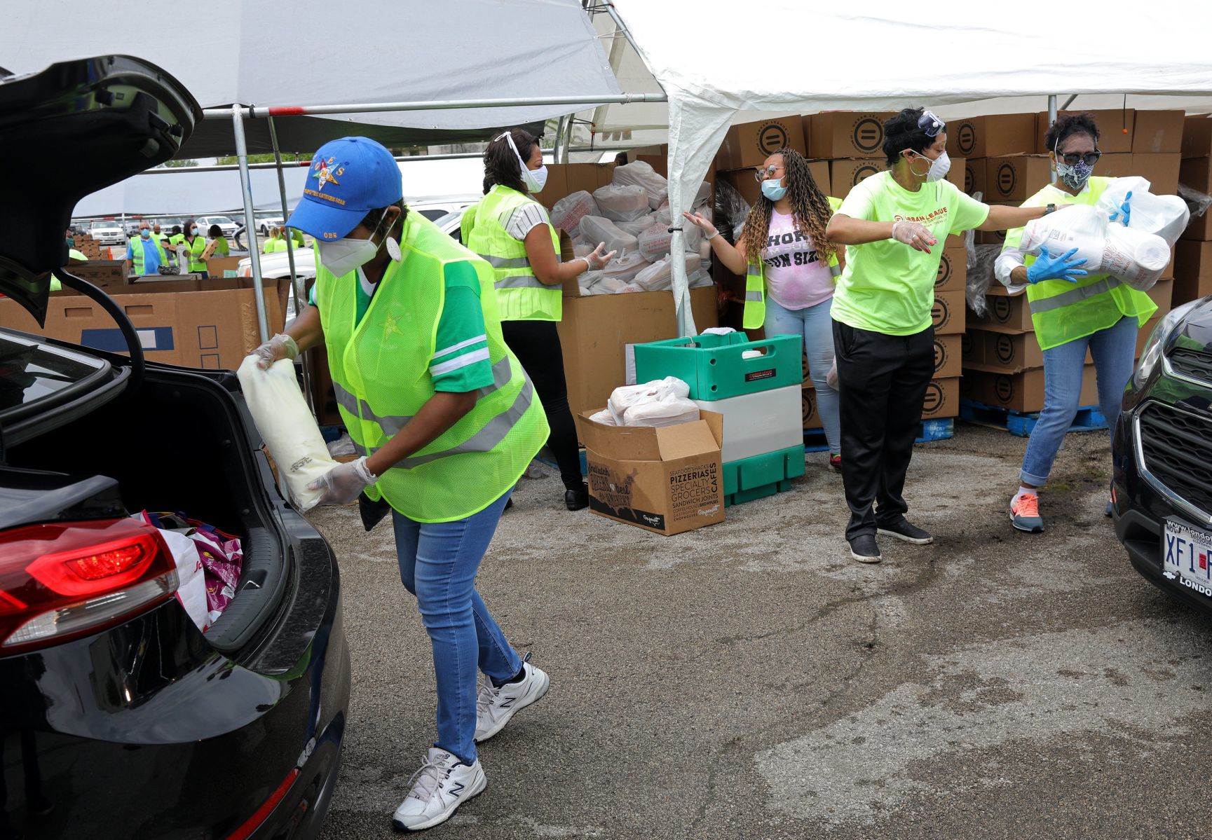 Urban League serves thousands in large food distribution